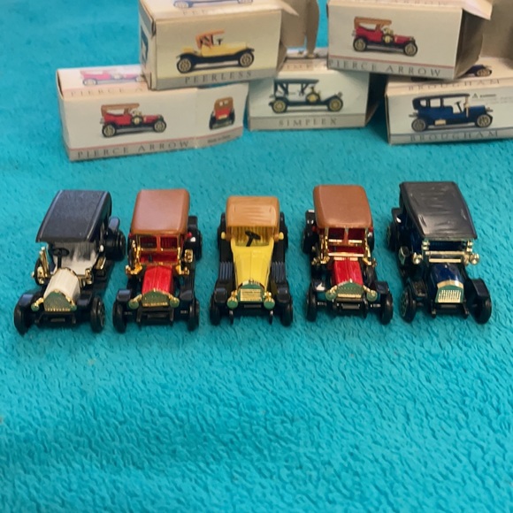HIGH SPEED Die Cast Metal Classic Cars Lot of 5 - Picture 9 of 10